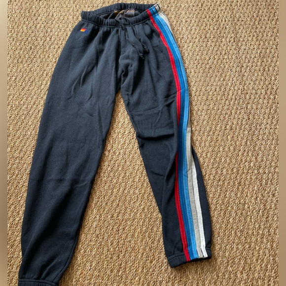 AVIATOR NATION. Navy 5 Stripe Sweatpants. Women’s Size Medium. - Picture 5 of 8